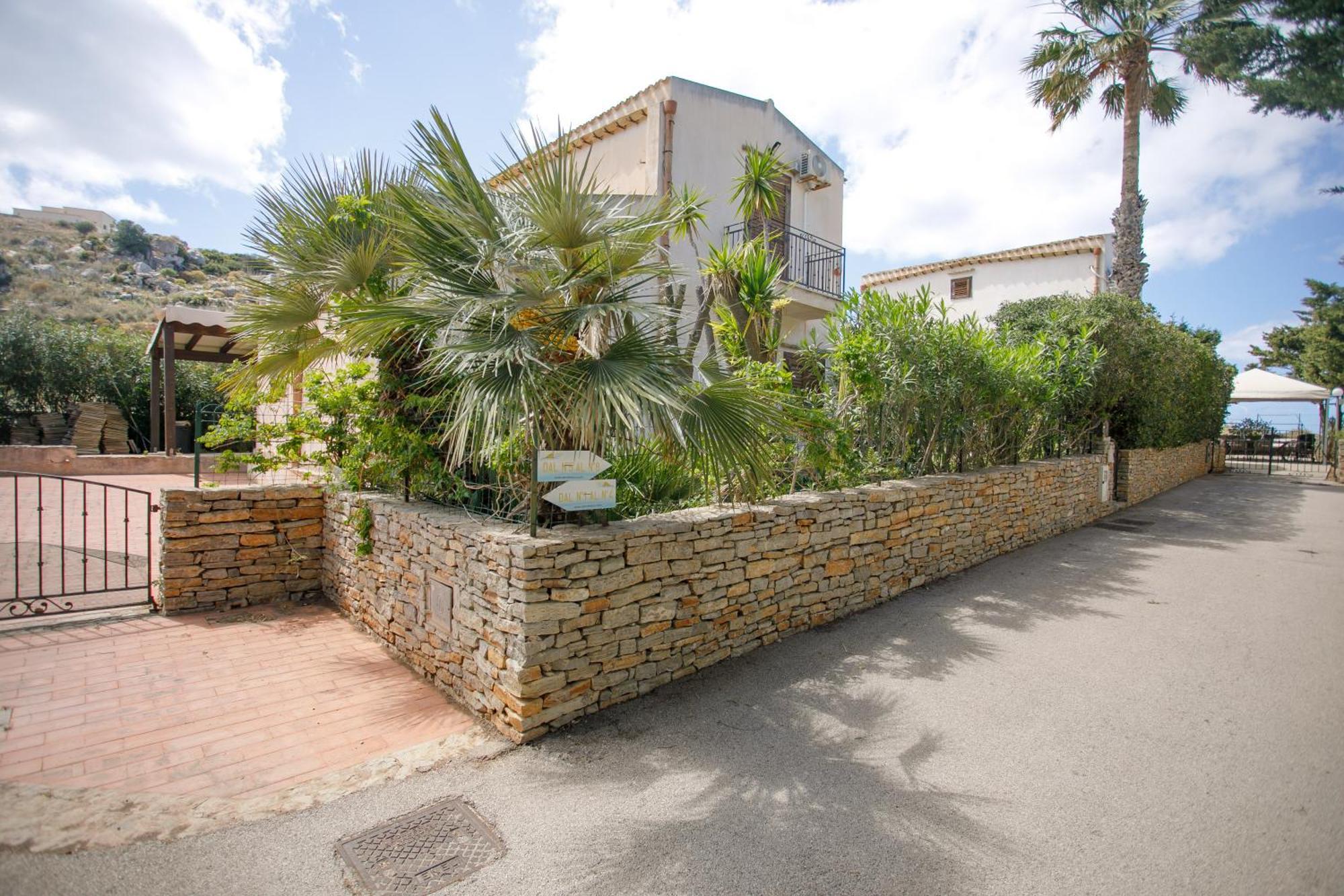 Sanvitotour- Residence Il Baglio San Vito Lo Capo Exterior photo